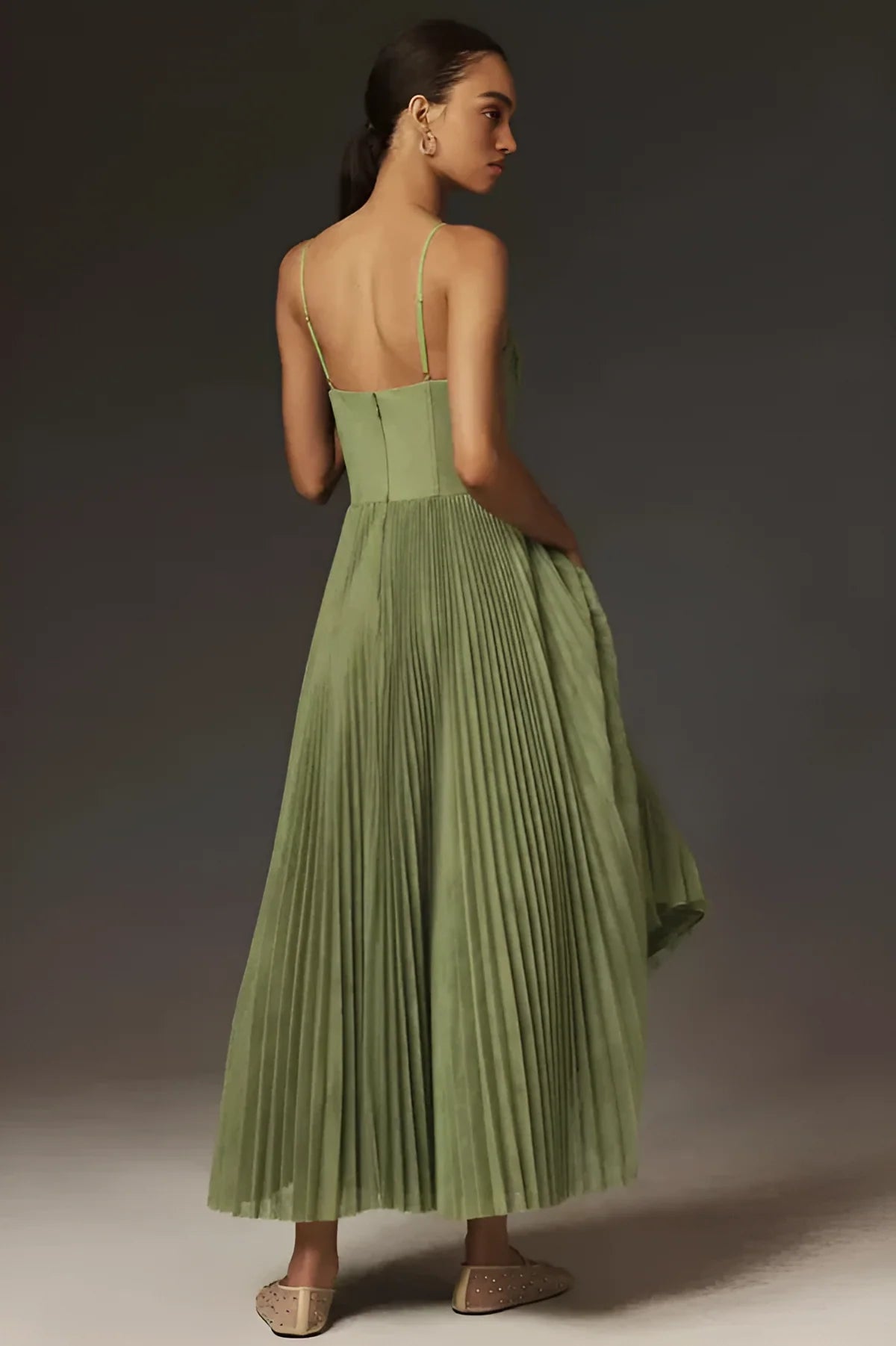 Zahara – Vestido Midi de Tul Plisado con Corset