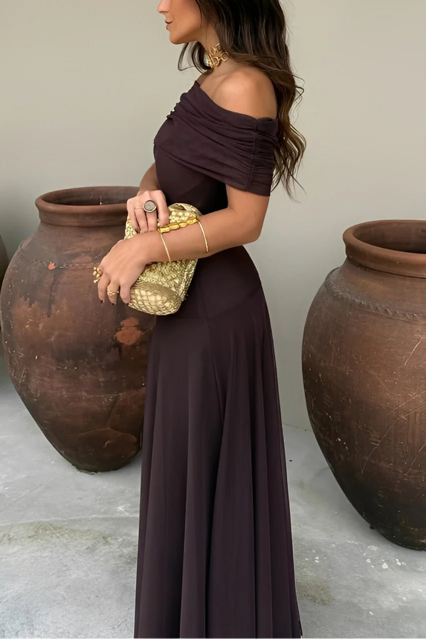 Toledo – Vestido Maxi Asimétrico de Malla