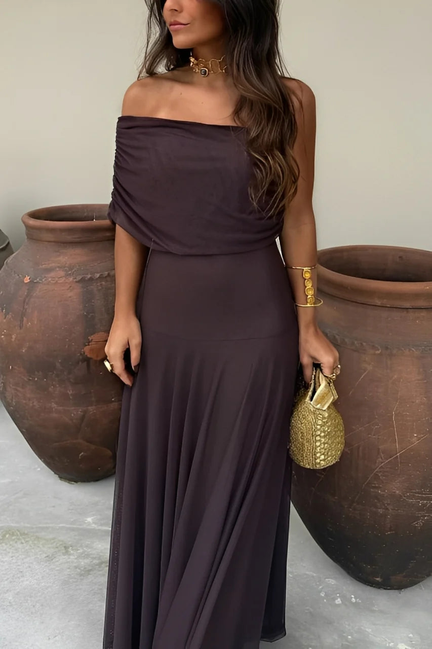 Toledo – Vestido Maxi Asimétrico de Malla
